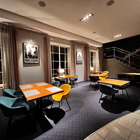 Nowy Dwor * Trzebnica