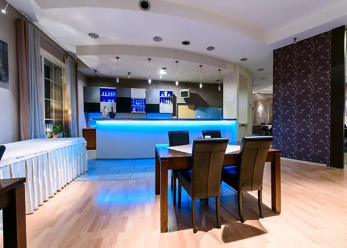 Nowy Dwor Hotel Trzebnica