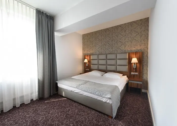 Nowy Dwor Hotel Trzebnica